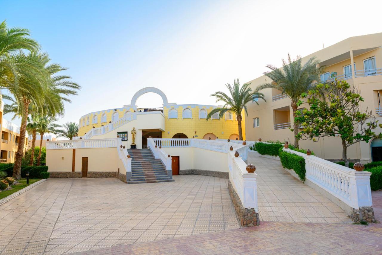 Golden Beach Resort フルガダ エクステリア 写真